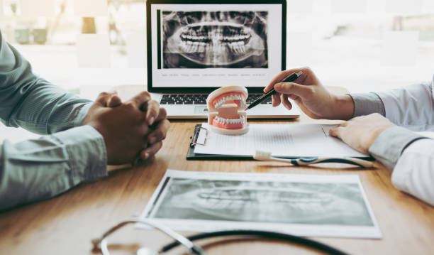 Best Dentist for Tooth Abscess  in Glenmoor, OH