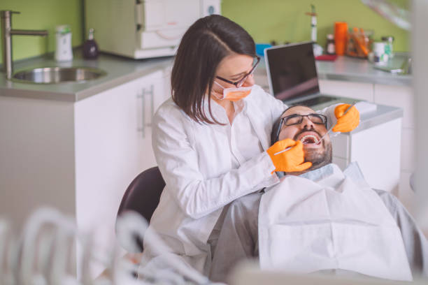 Best Broken Tooth Emergency  in Glenmoor, OH